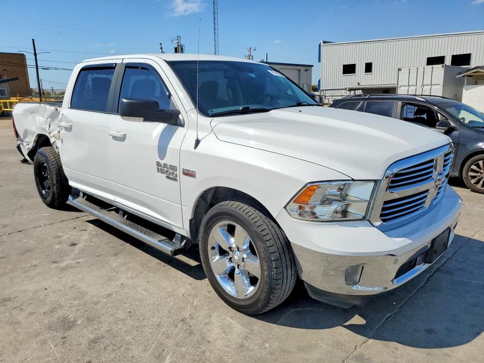 2019 RAM 1500 CLASSIC SLT 4