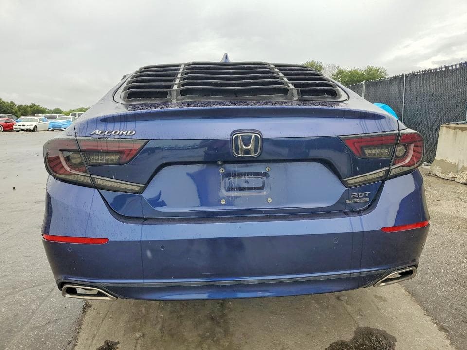 2020 HONDA ACCORD TOURING 6