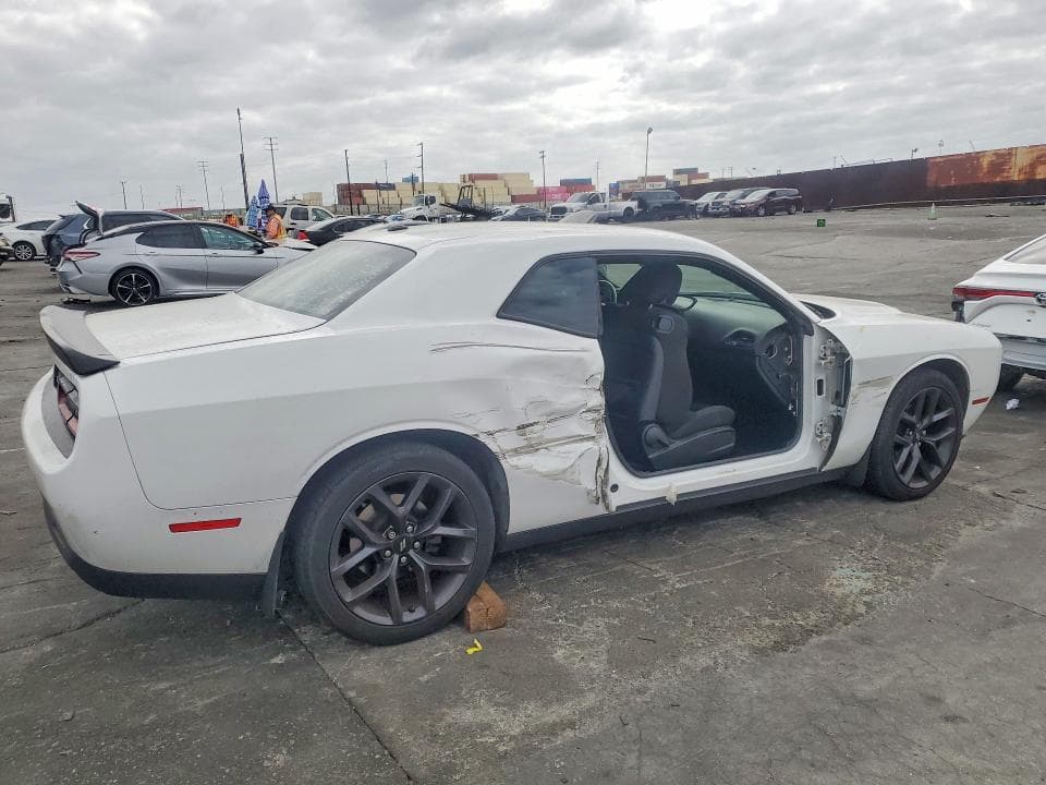2019 DODGE CHALLENGER SXT 3
