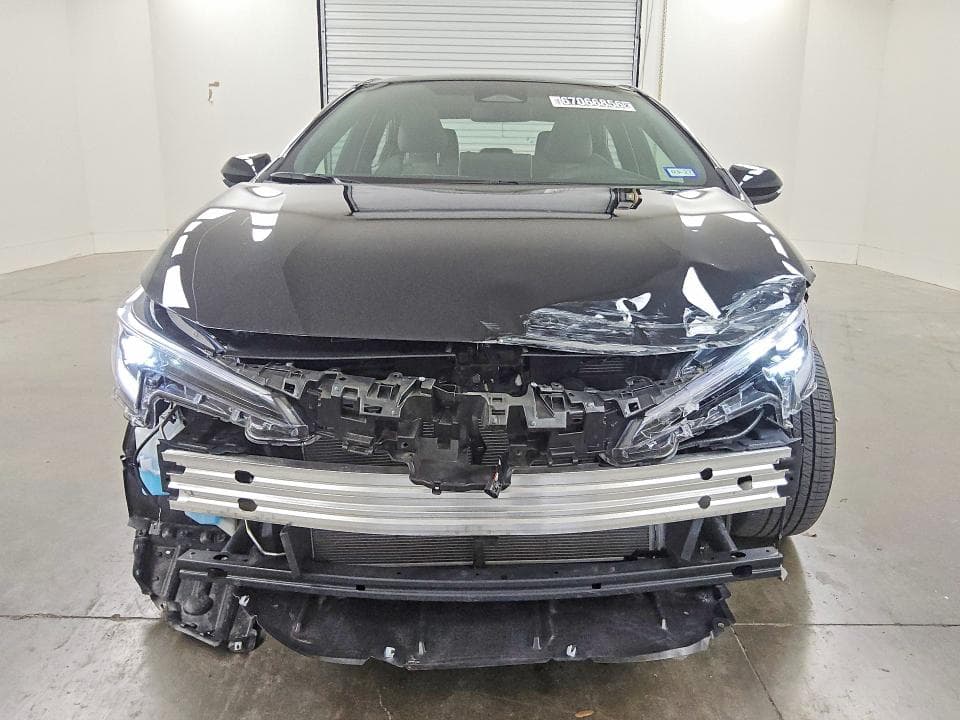 2025 TOYOTA COROLLA SE 5