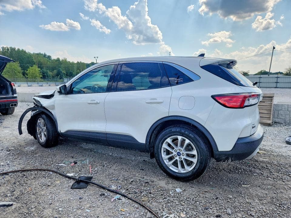 2021 FORD ESCAPE SE 2
