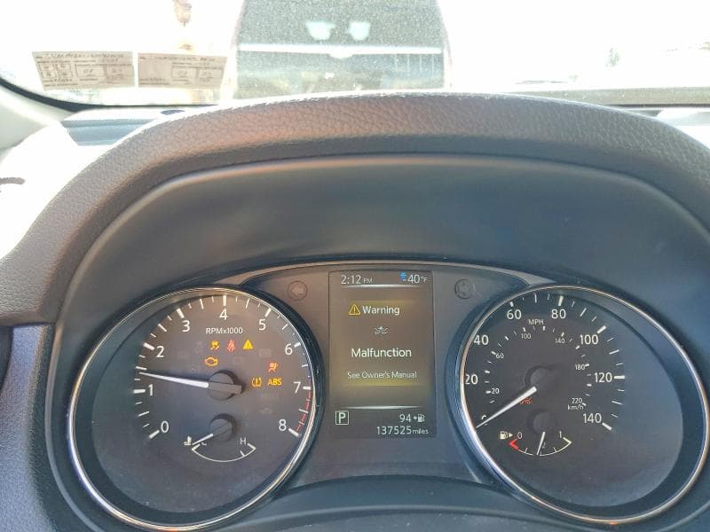 2017 NISSAN ROGUE SV 9