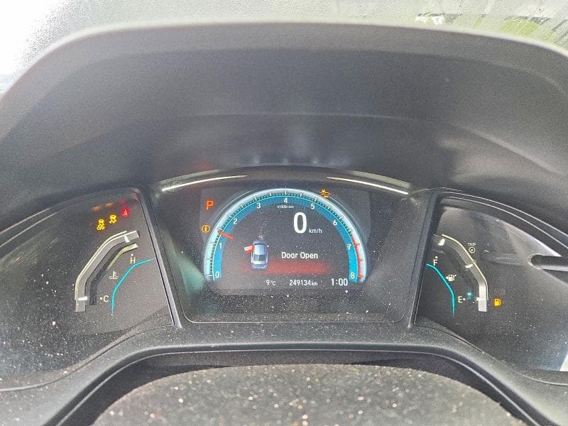 2018 HONDA CIVIC LX 9