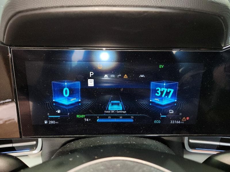 2025 HYUNDAI ELANTRA LIMITED 9