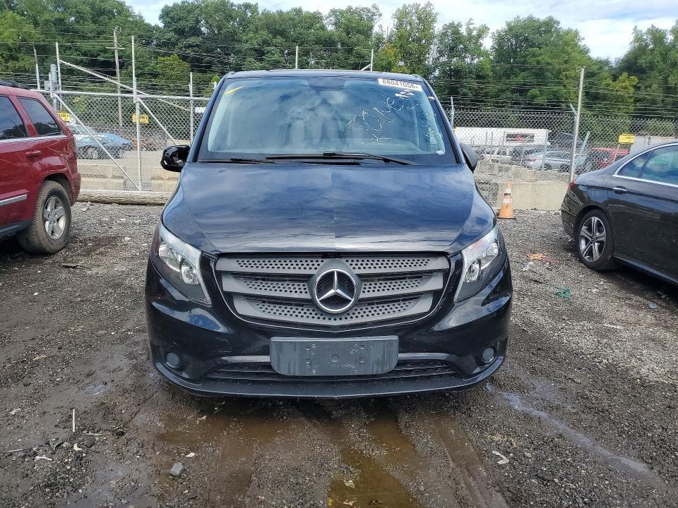 2018 MERCEDES-BENZ METRIS 5