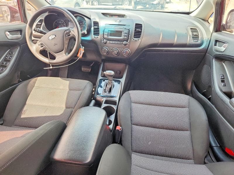 2017 KIA FORTE LX 8