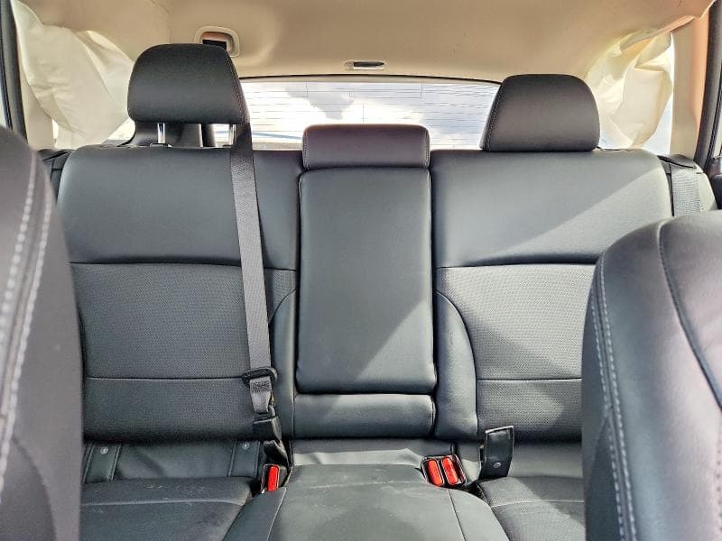 2018 SUBARU OUTBACK 3.6R LIMITED 10