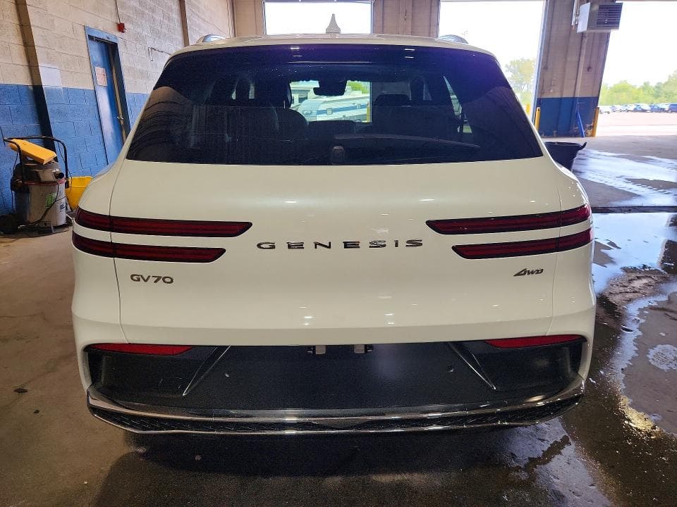 2026 GENESIS GV70 2.5T STANDARD 6
