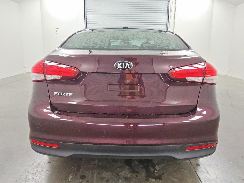 2017 KIA FORTE LX 6