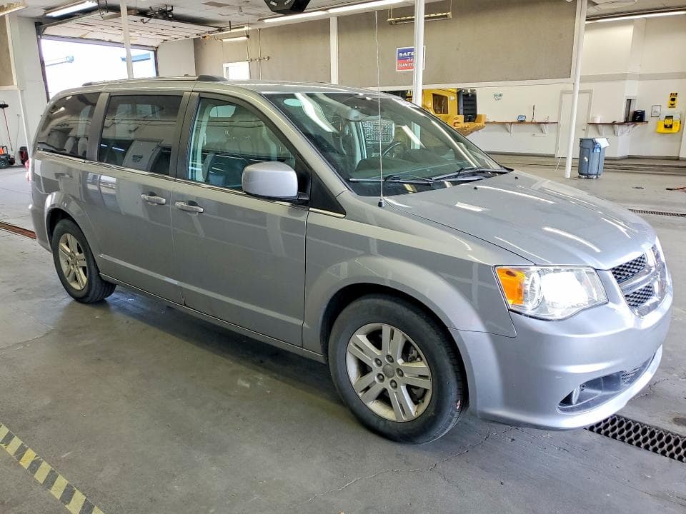 2019 DODGE GRAND CARAVAN SXT 4