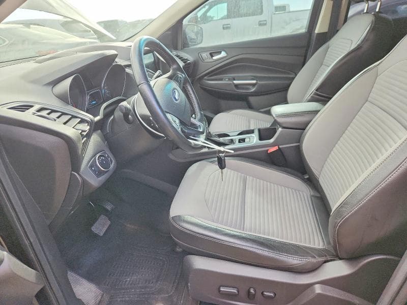 2017 FORD ESCAPE SE 7