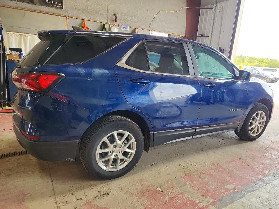 2022 CHEVROLET EQUINOX LT 3