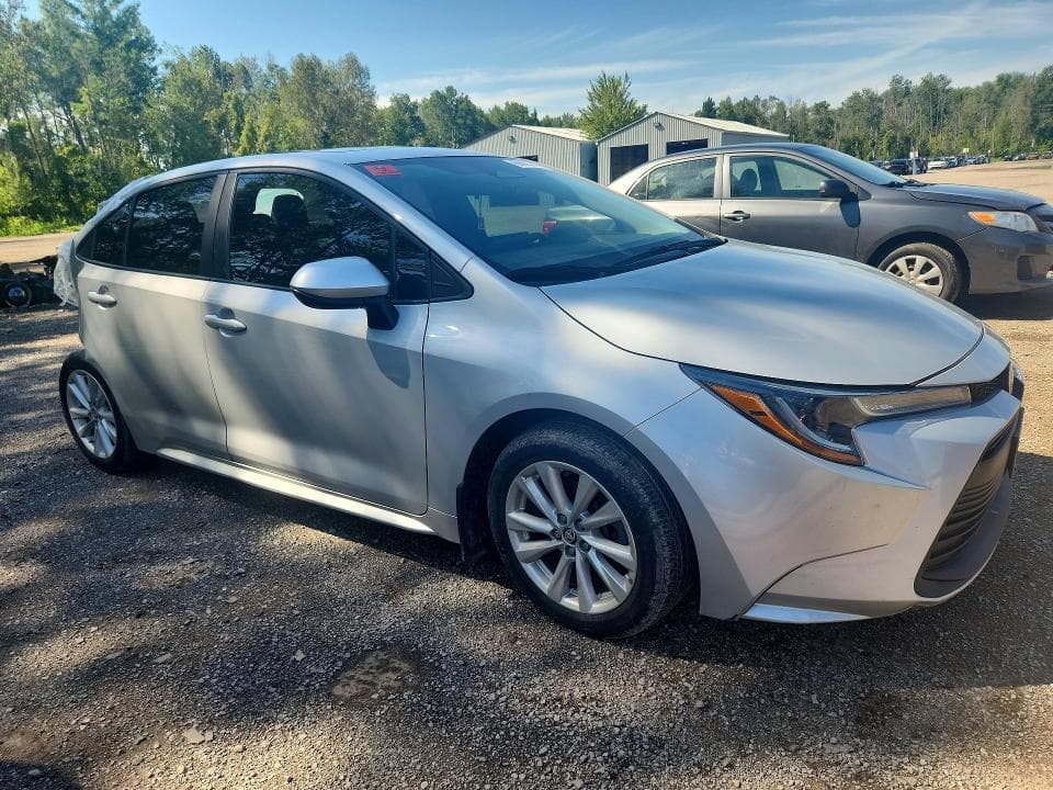 2024 TOYOTA COROLLA LE 4