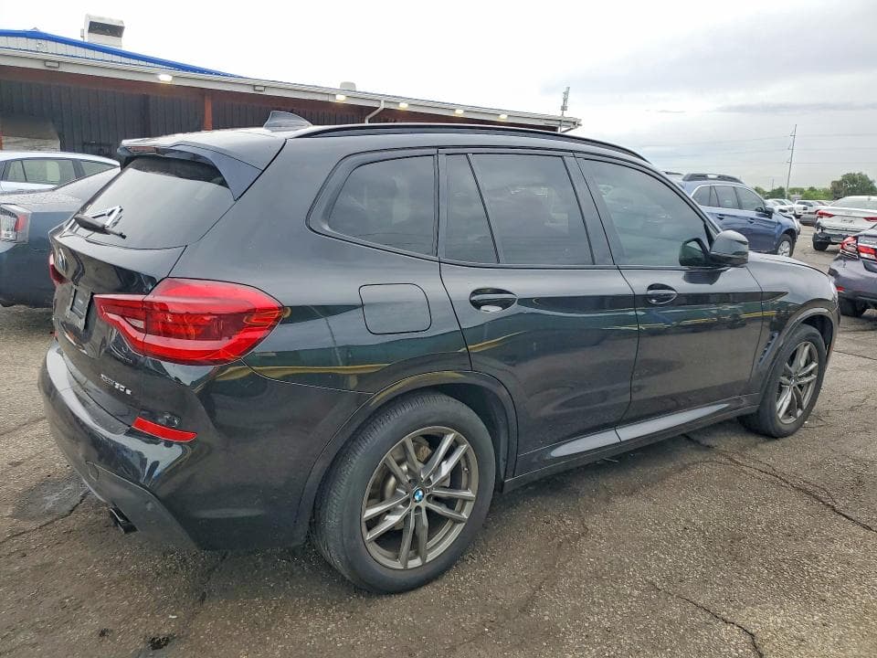 2021 BMW X3 XDRIVE30E 3