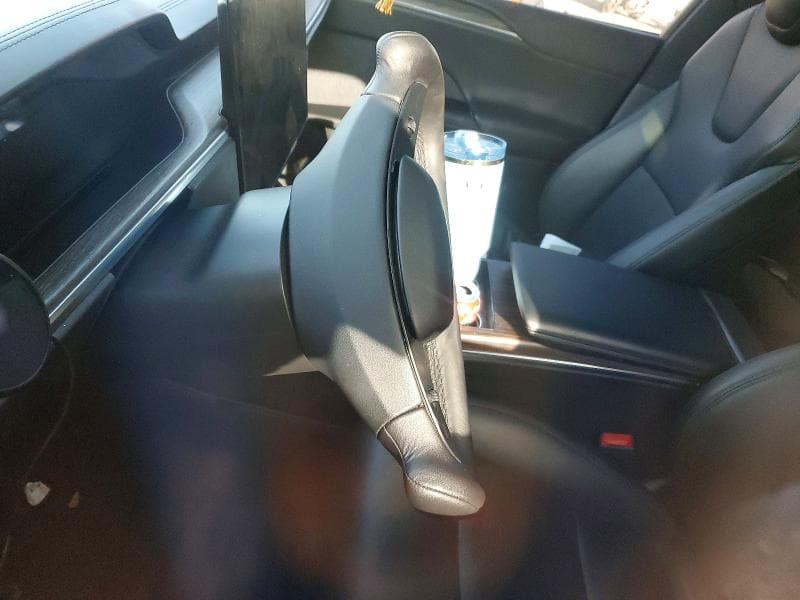 2022 TESLA MODEL X 9