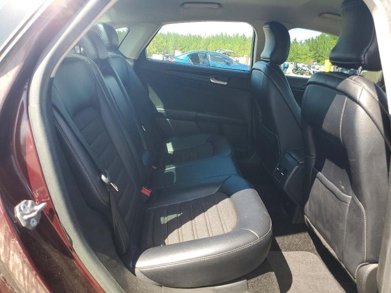 2018 FORD FUSION SE 10