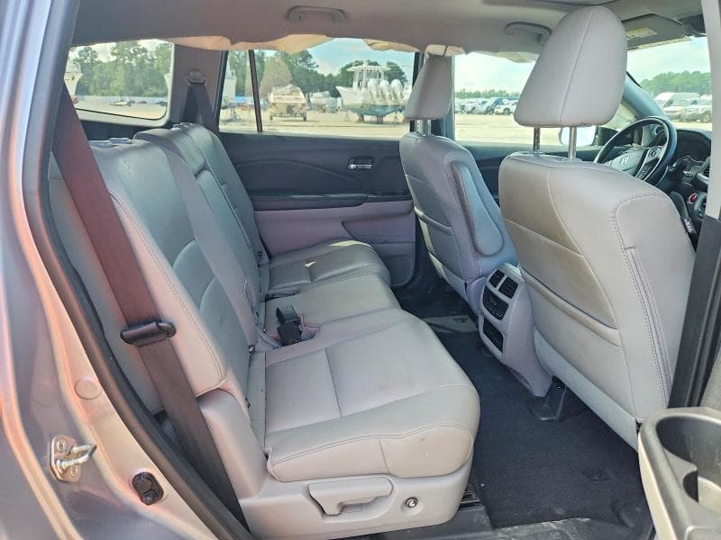 2017 HONDA PILOT EXL 11