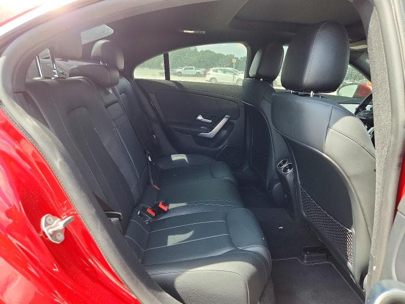2022 MERCEDES-BENZ CLA 250 4MATIC 10