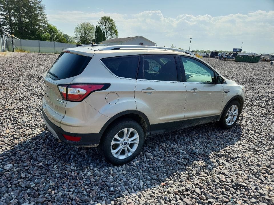 2017 FORD ESCAPE TITANIUM 3