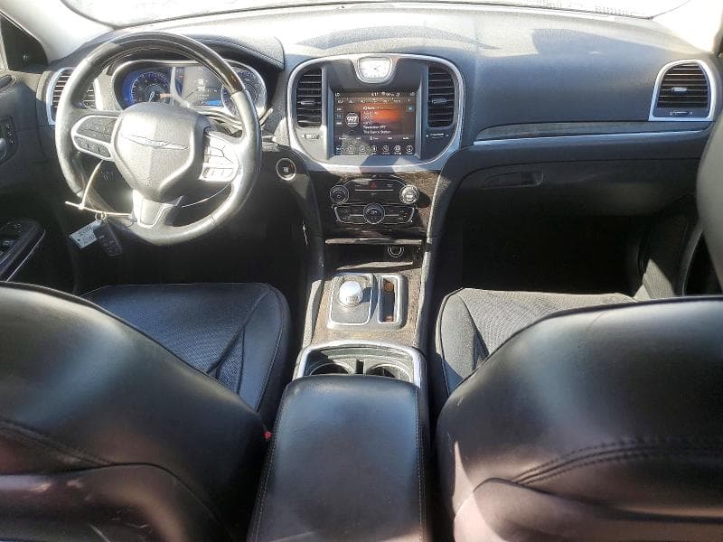 2018 CHRYSLER 300 LIMITED 8