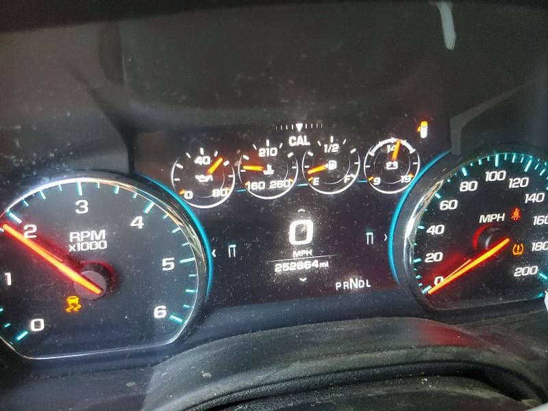 2017 GMC YUKON DENALI 9