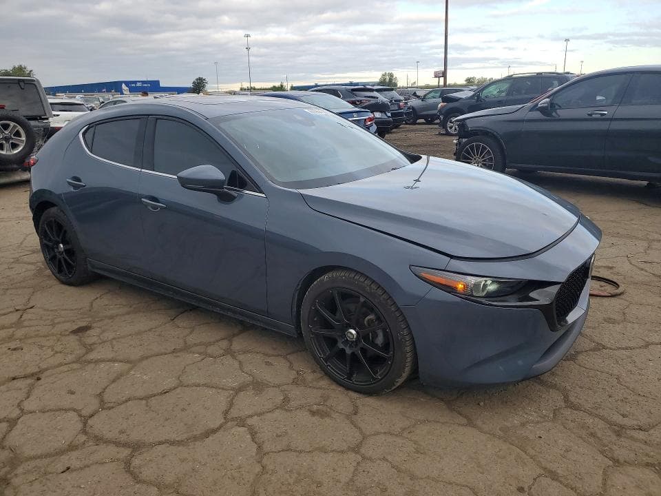 2020 MAZDA 3 PREMIUM 4