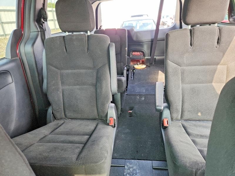 2017 DODGE GRAND CARAVAN SE 10