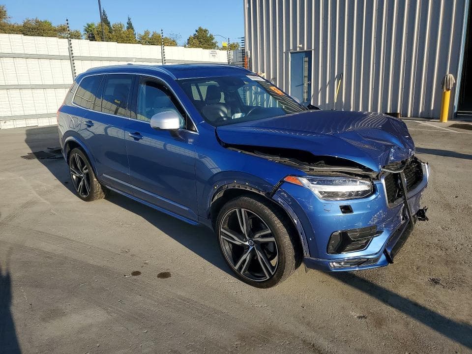 2018 VOLVO XC90 T6 4