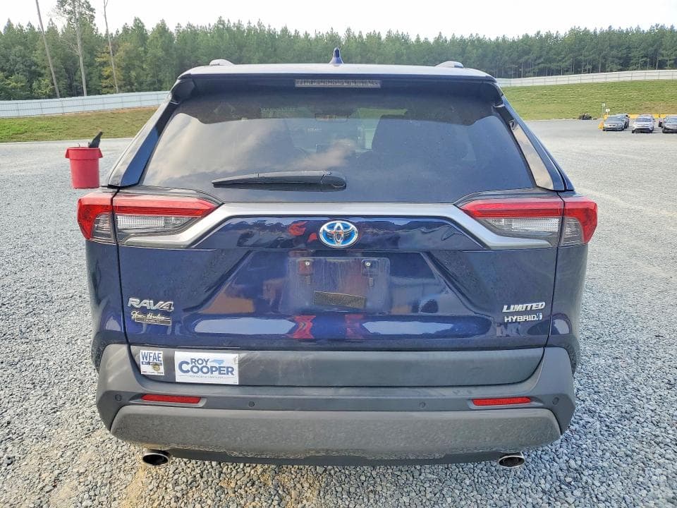 2021 TOYOTA RAV4 LIMITED 6