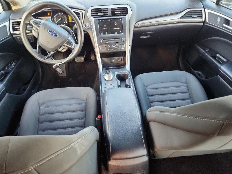 2017 FORD FUSION SE 8