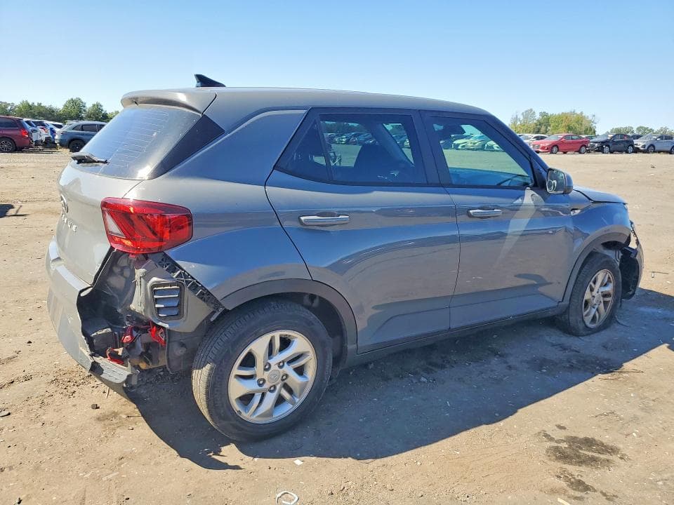 2021 HYUNDAI VENUE SE 3