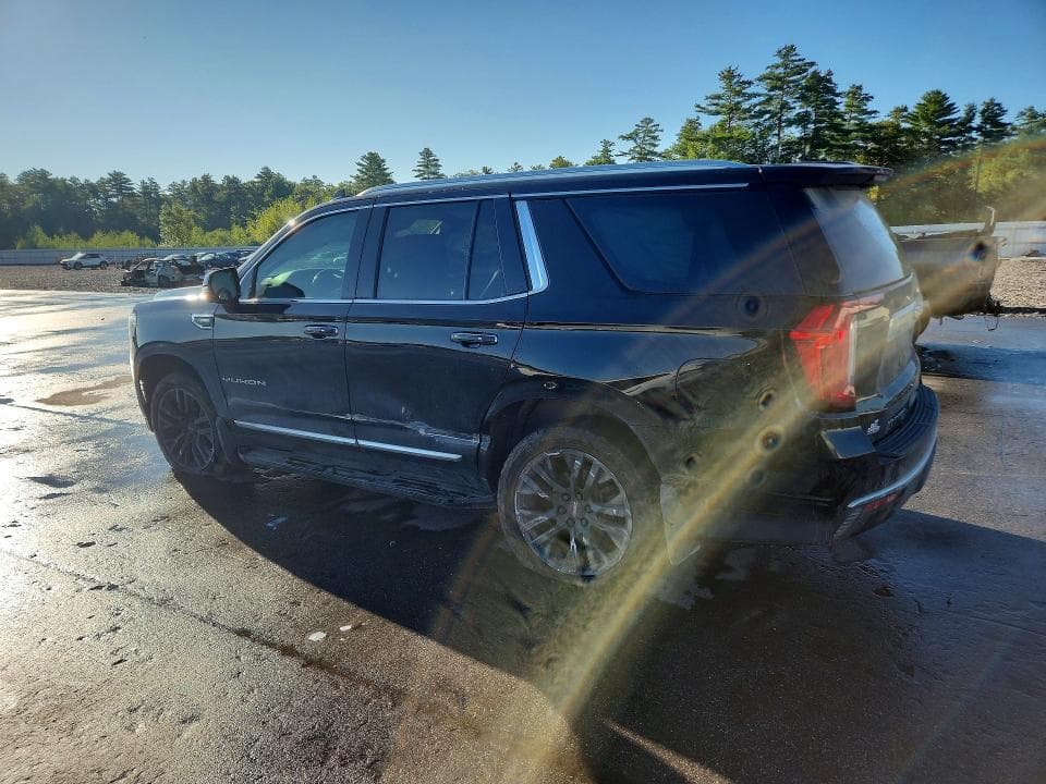 2021 GMC YUKON SLT 2