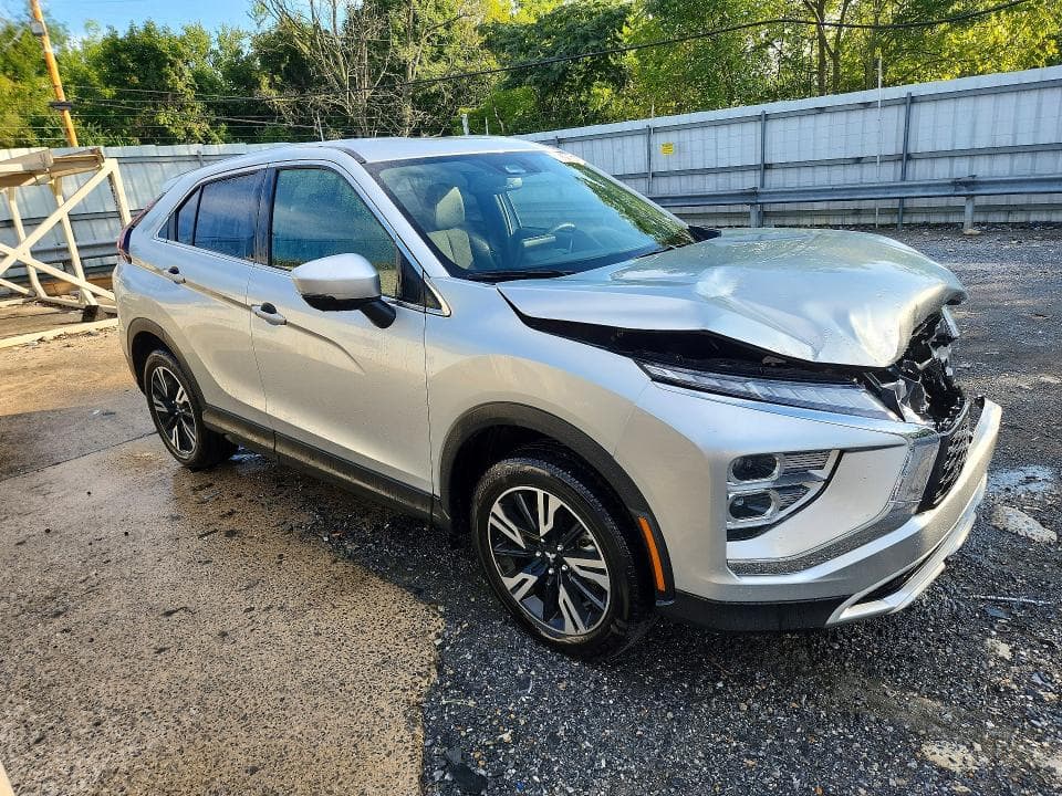 2026 MITSUBISHI ECLIPSE CROSS SE 4