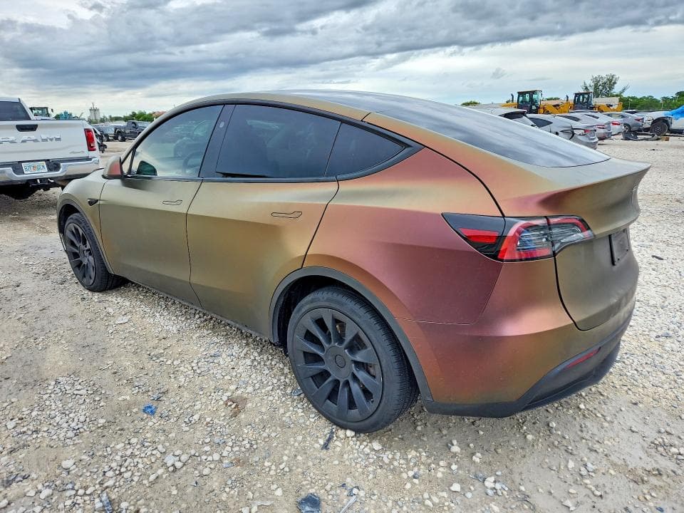 2023 TESLA MODEL Y 2