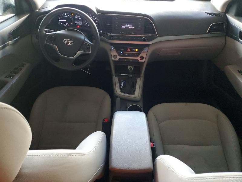 2017 HYUNDAI ELANTRA SE 8
