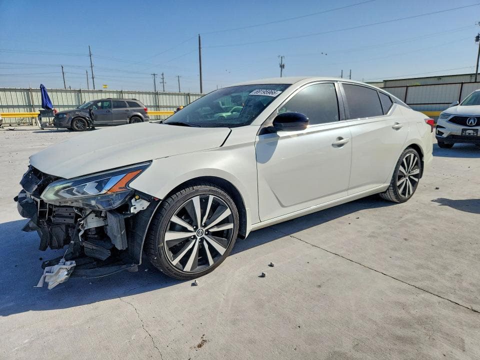 2022 NISSAN ALTIMA SR - 1