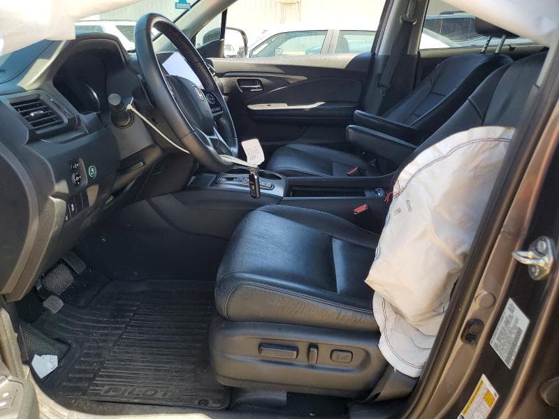 2021 HONDA PILOT SE 7