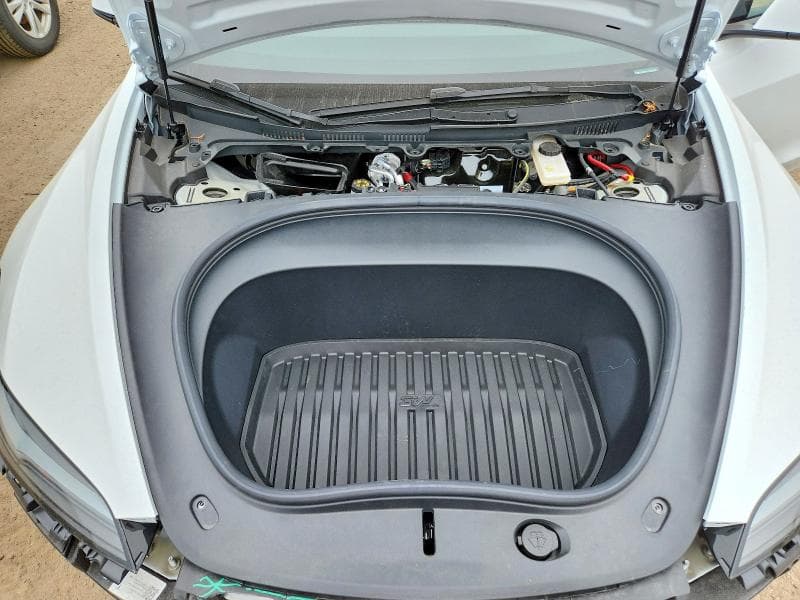 2026 TESLA MODEL 3 11