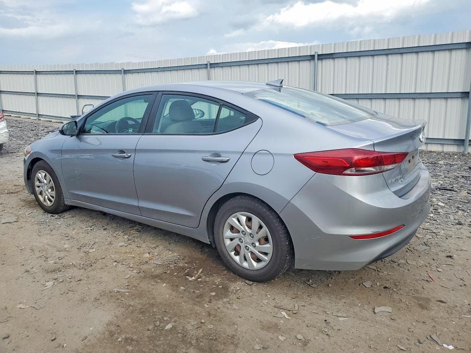2017 HYUNDAI ELANTRA SE 2