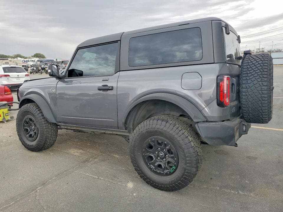 2023 FORD BRONCO BASE 2