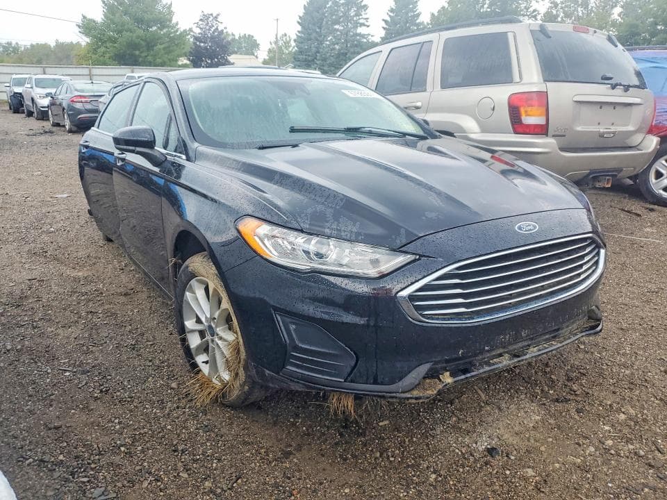 2020 FORD FUSION SE 4