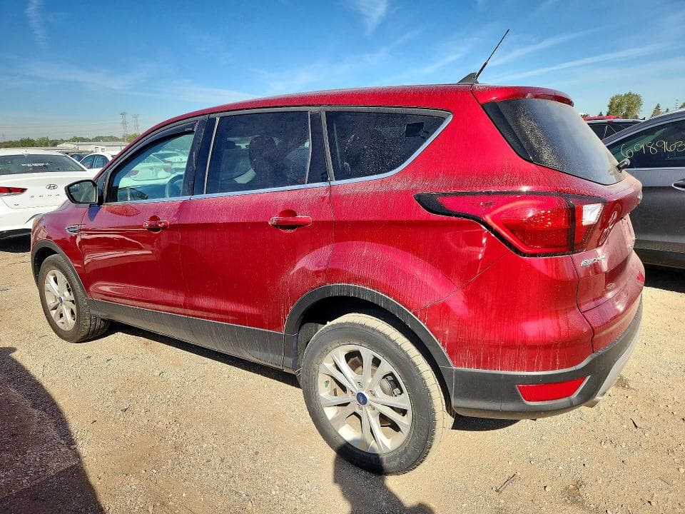 2019 FORD ESCAPE SE 2
