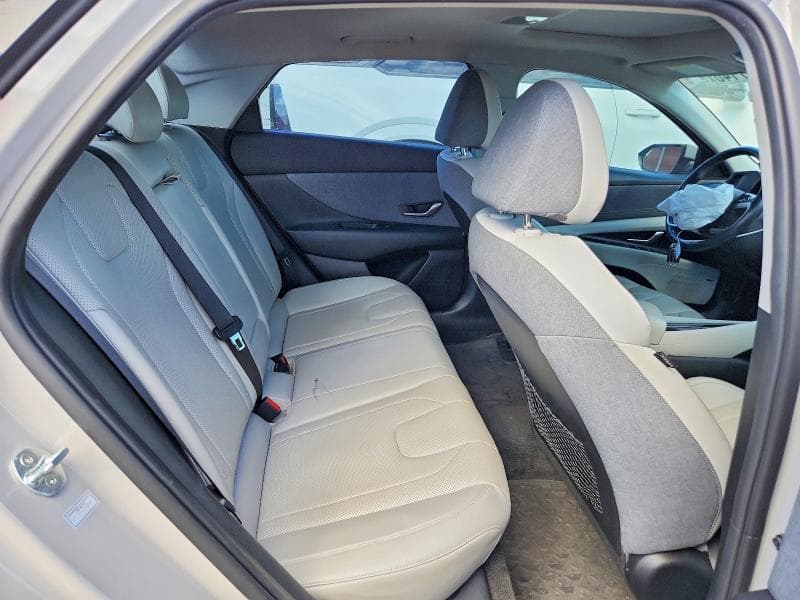 2021 HYUNDAI ELANTRA SEL 10