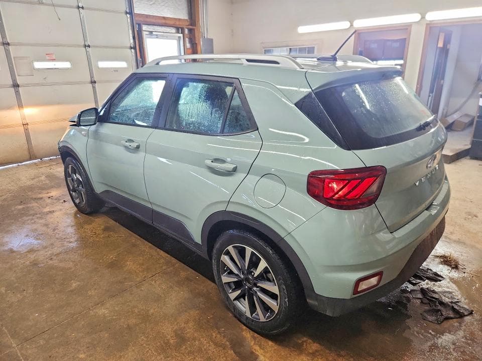 2025 HYUNDAI VENUE SEL 2