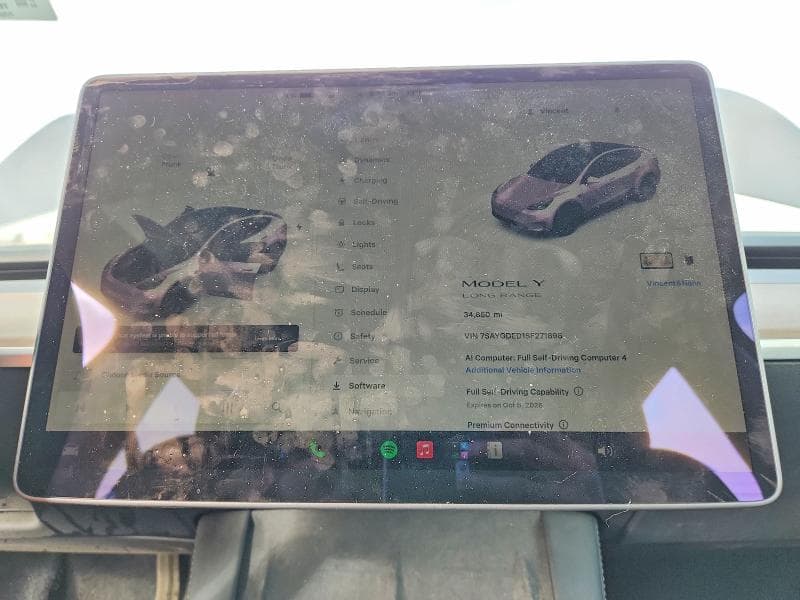 2025 TESLA MODEL Y 9