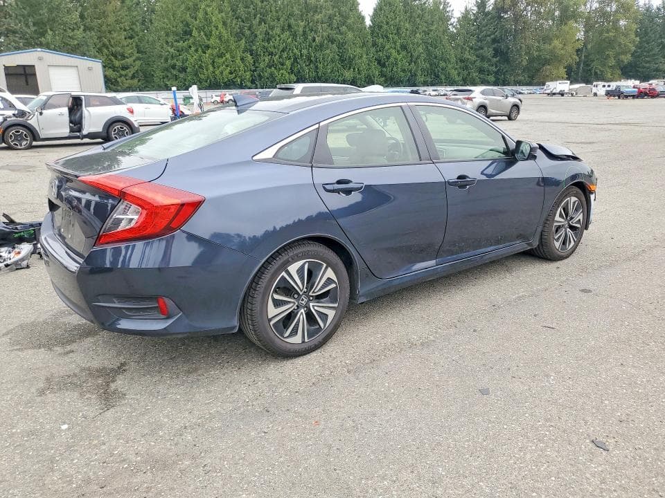 2018 HONDA CIVIC EX 3