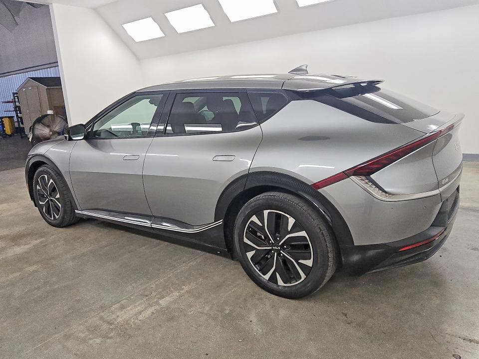 2023 KIA EV6 WIND 2