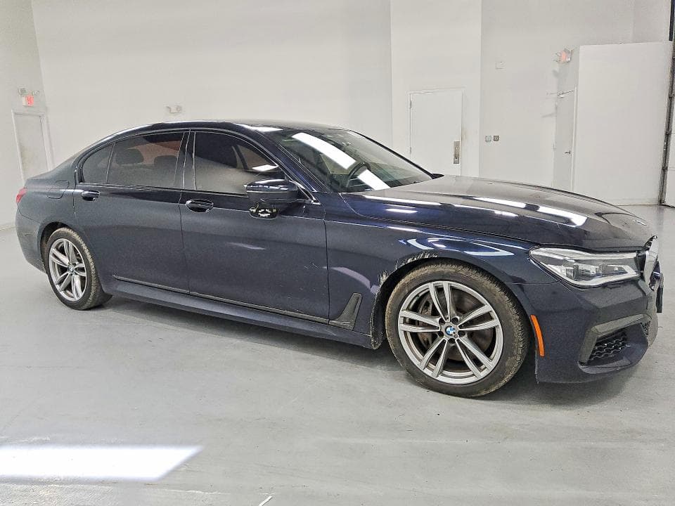 2019 BMW 750 XI 4