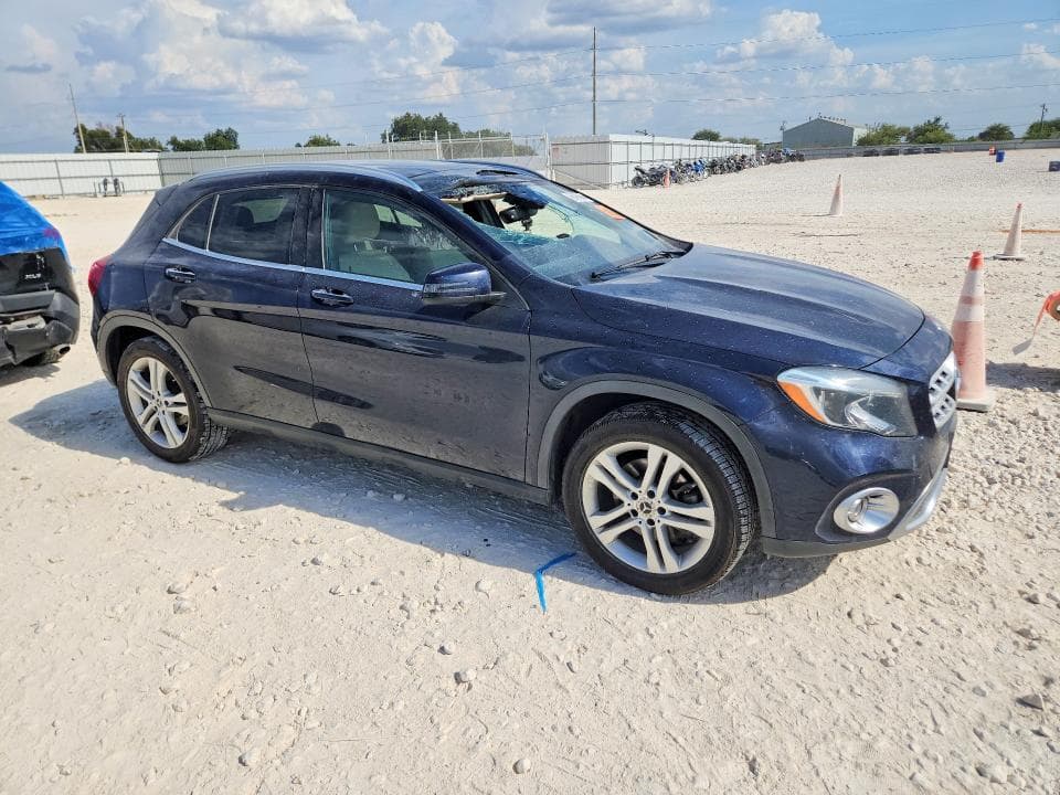 2018 MERCEDES-BENZ GLA 250 4MATIC 4