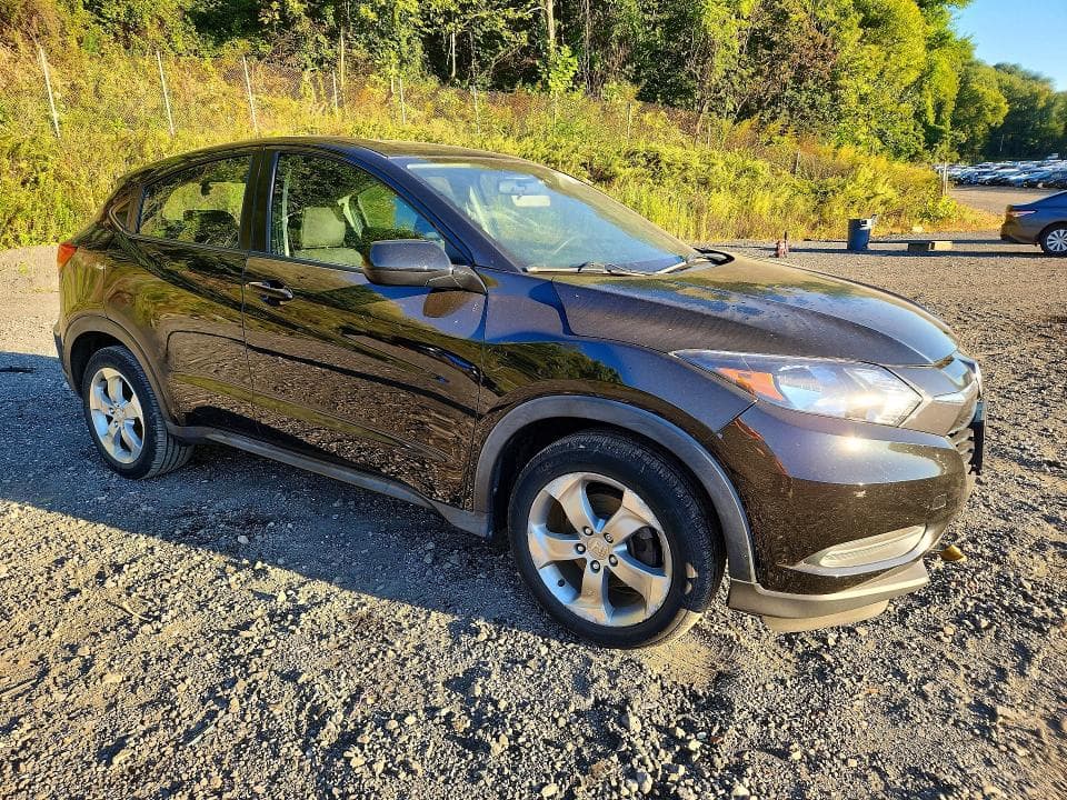 2017 HONDA HR-V LX 4